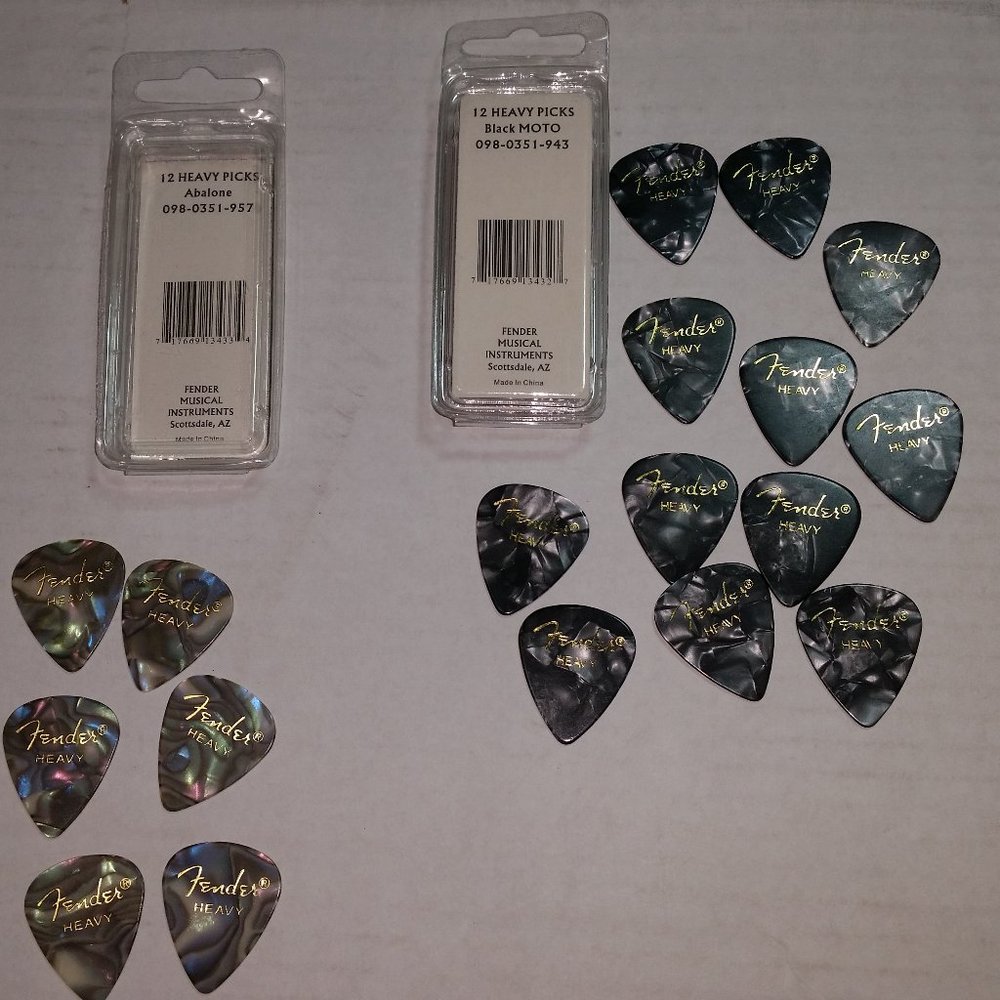 18qty  FENDER Heavy Picks Abalone Black Moto